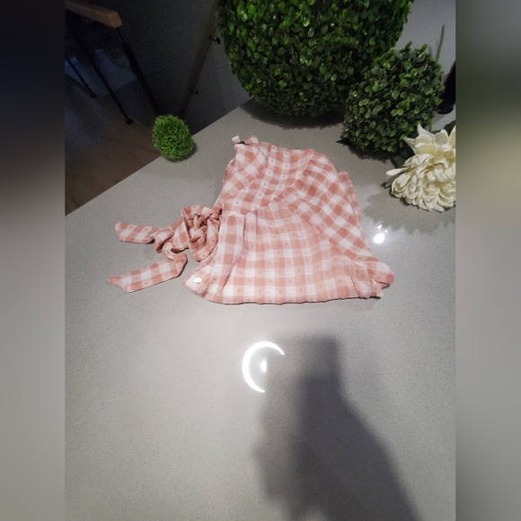 NWOT NANETTE LEPORE Superbe chemisier neuf à carreaux semi-transparent - Picture 7 of 7